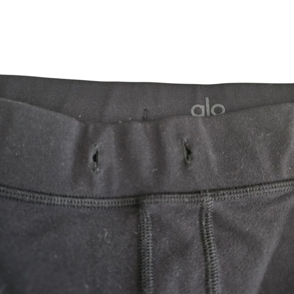 ALO Yoga Women’s Black Bike Shorts 10